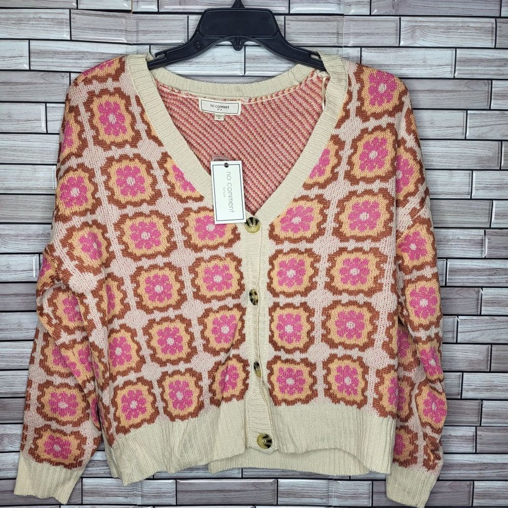 New Womens No Comment Button Sweater Size Medium Pink Brown Long Sleeve Cardigan
